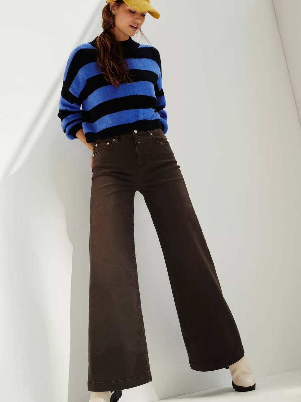 Closed Ultra High-Rise Wide-Leg Jeans Size 30 Organic Cotton Modern Chic